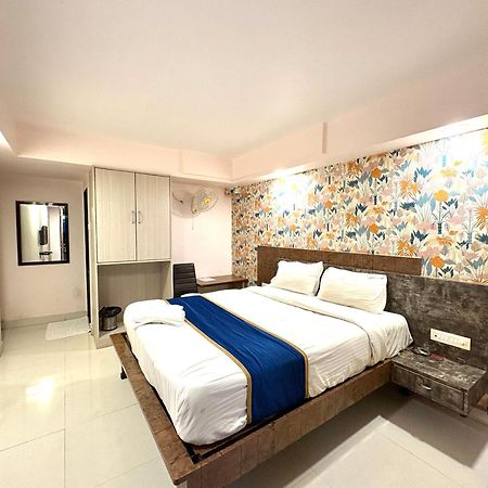Hotel Laxmi Residency Lonavala Exterior foto