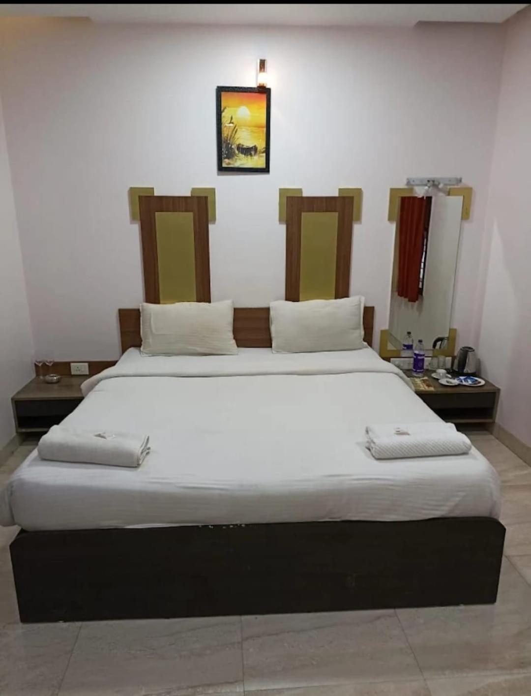 Hotel Laxmi Residency Lonavala Exterior foto
