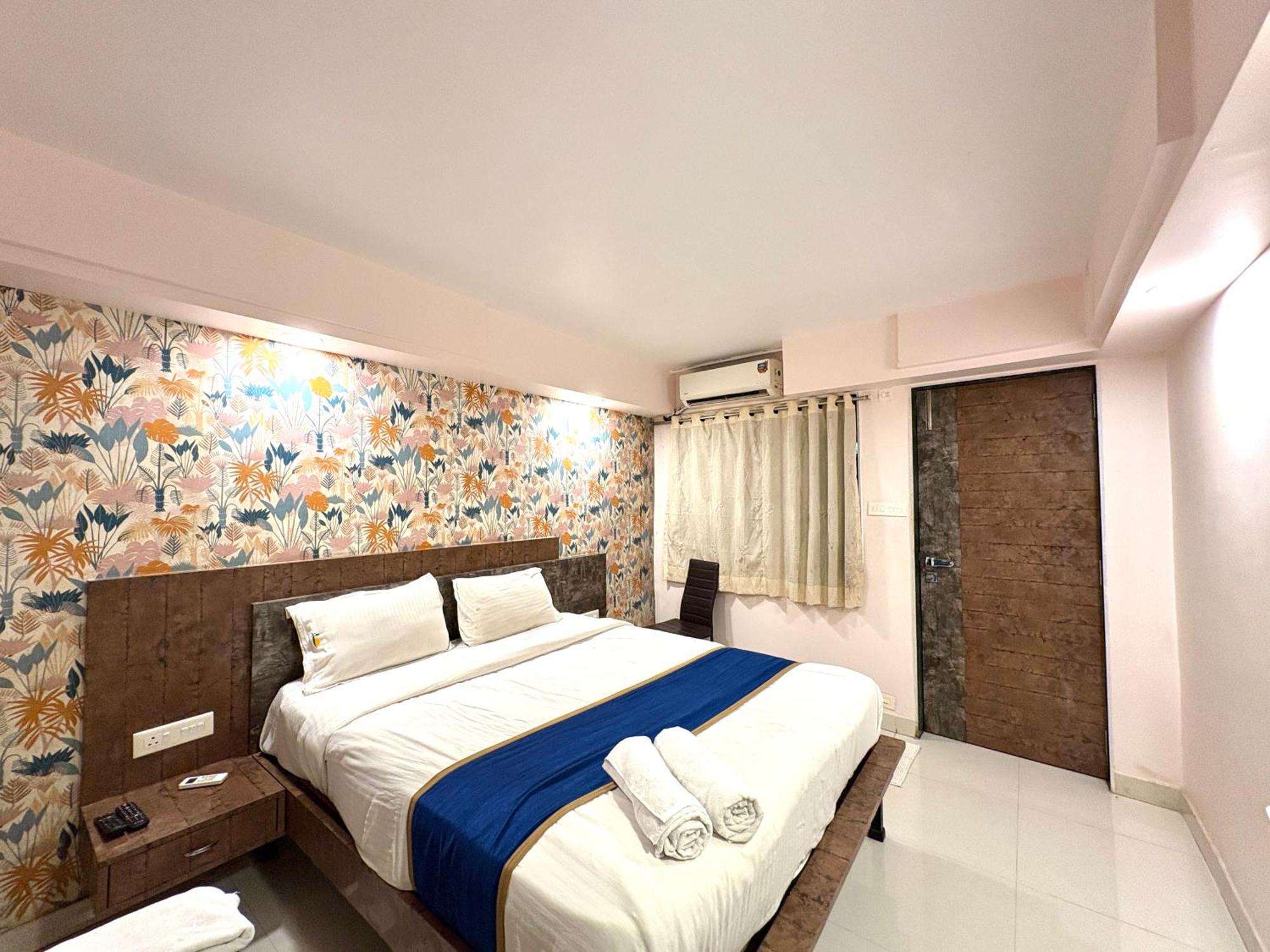 Hotel Laxmi Residency Lonavala Exterior foto